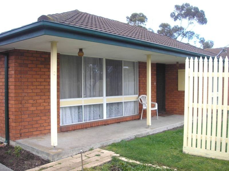 2/29 Bowen Street, Cranbourne VIC 3977