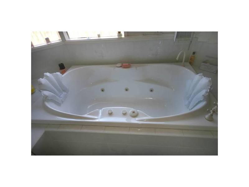 Cranbourne North VIC 3977