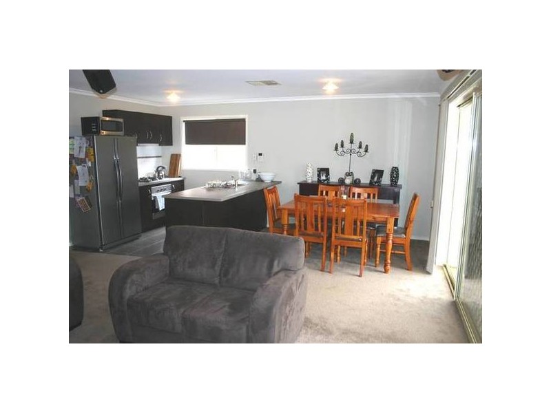 Cranbourne East VIC 3977