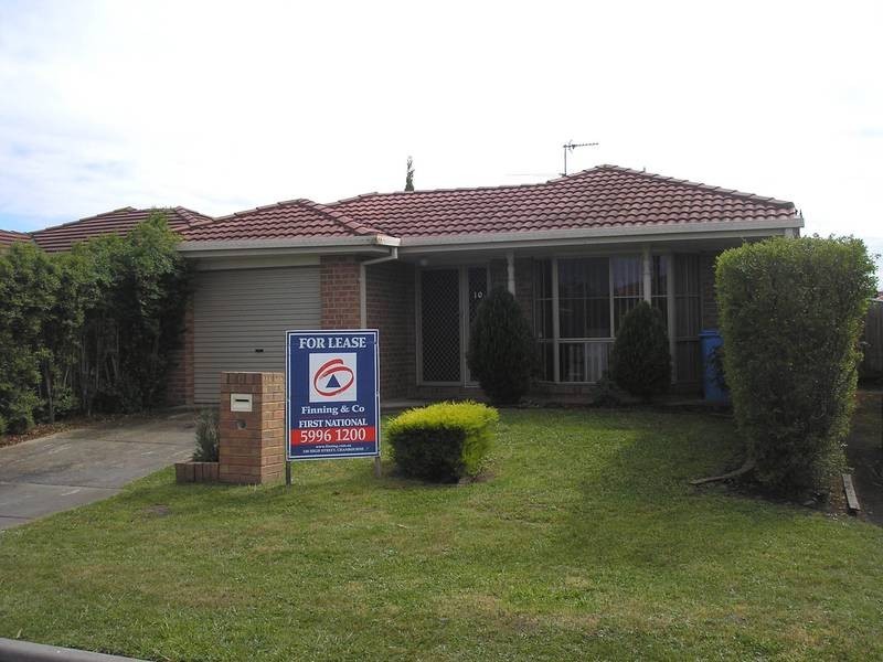 10 Bellarine Drive, Cranbourne VIC 3977