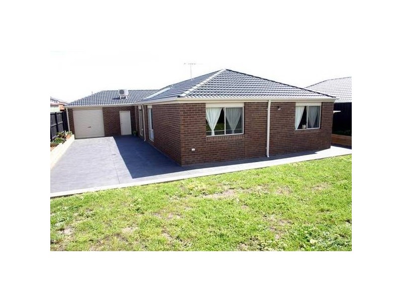 Cranbourne North VIC 3977