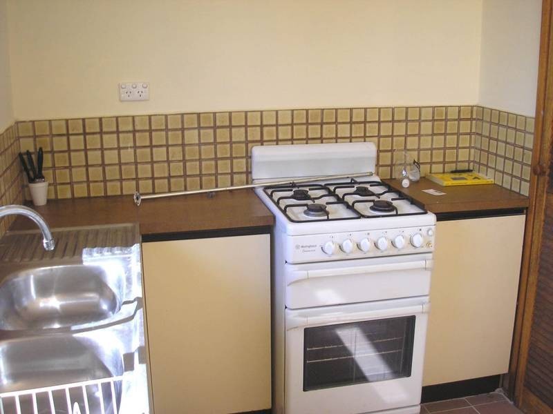 24 Chomley Street, Cranbourne VIC 3977