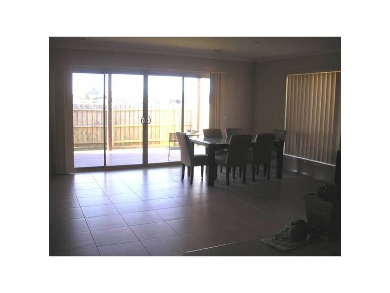 3 Matilda Court, Lynbrook VIC 3975