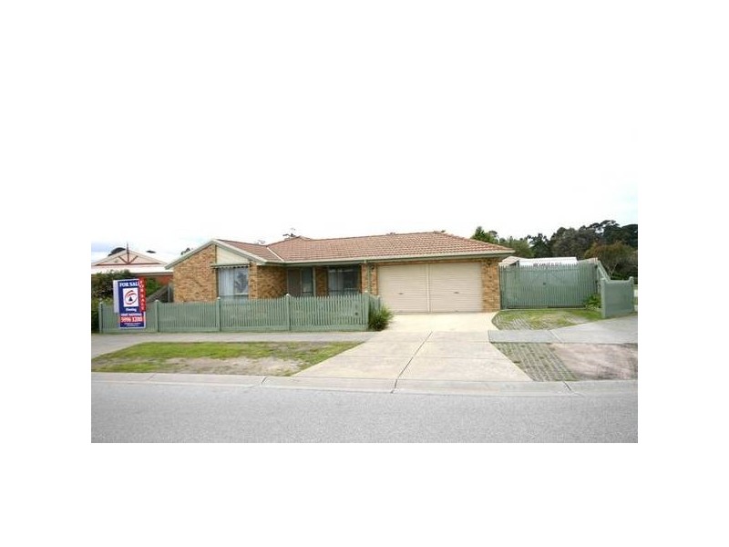 Cranbourne North VIC 3977