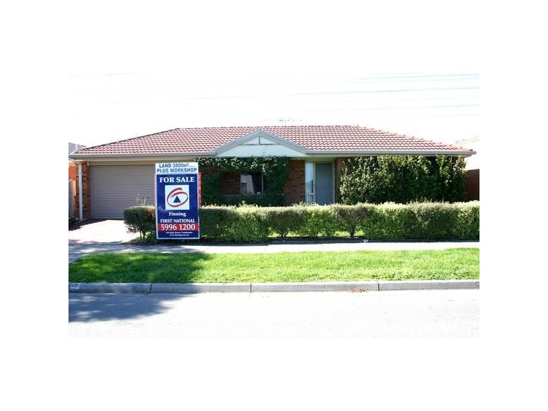 44 Raisell Road, Cranbourne West VIC 3977