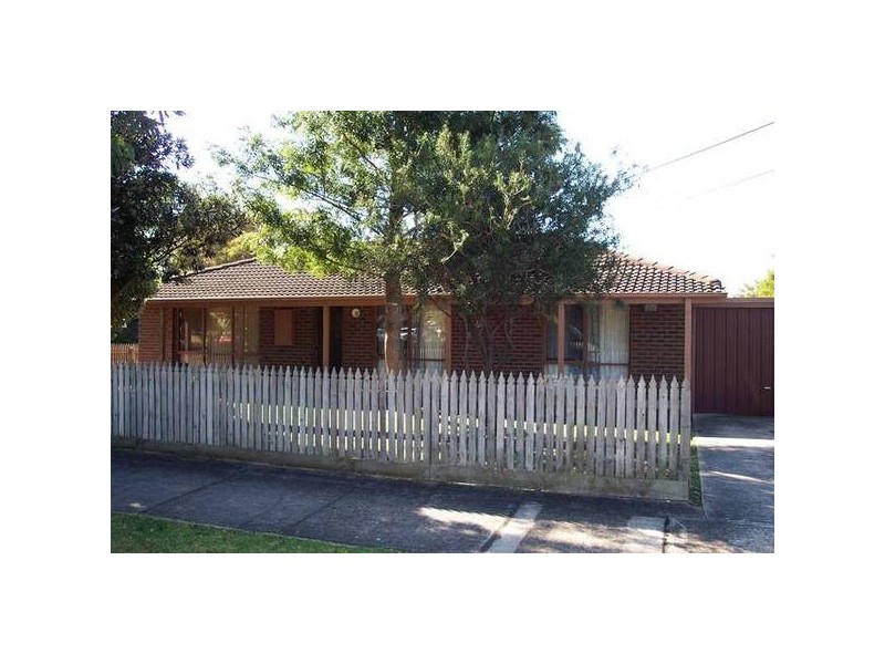 1 Ash Street, Cranbourne VIC 3977