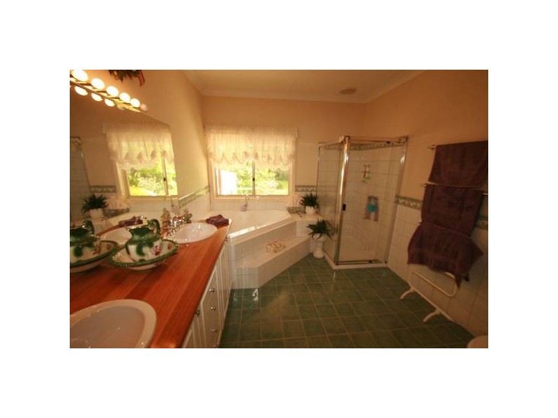 Devon Meadows VIC 3977