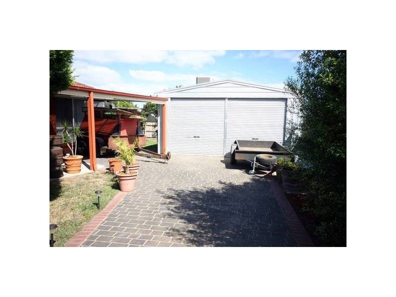 Cranbourne West VIC 3977
