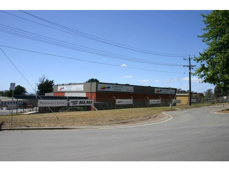 2 Codrington Street, Cranbourne VIC 3977