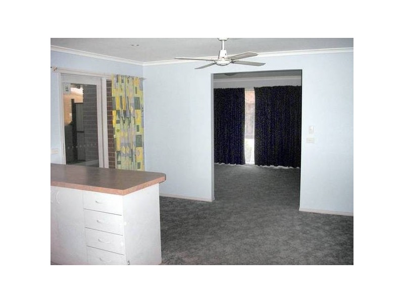 3 Bronhill Court, Cranbourne VIC 3977