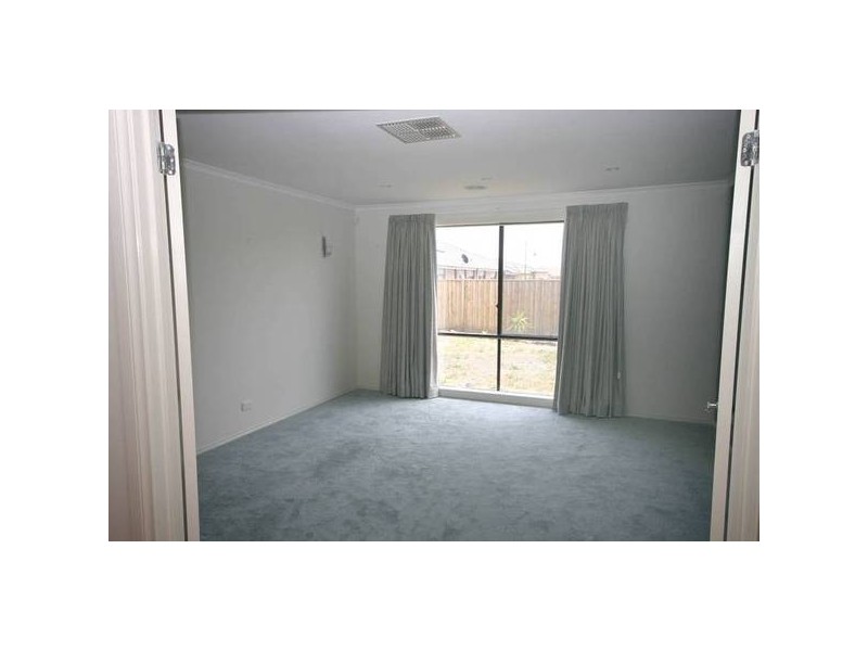 Cranbourne North VIC 3977