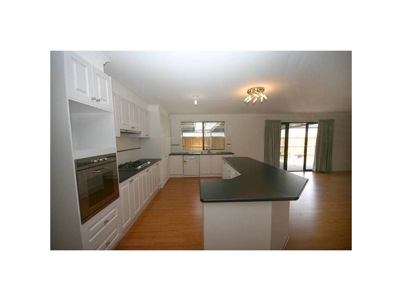 Cranbourne North VIC 3977