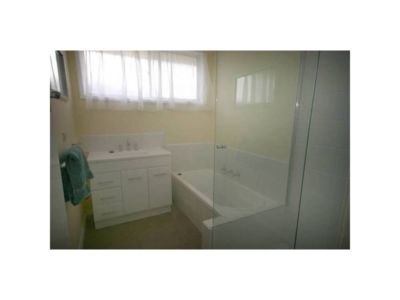 Junction Village VIC 3977