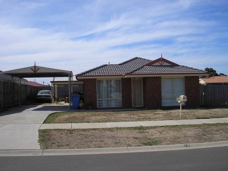 10 Greenbriar Way, Cranbourne West VIC 3977