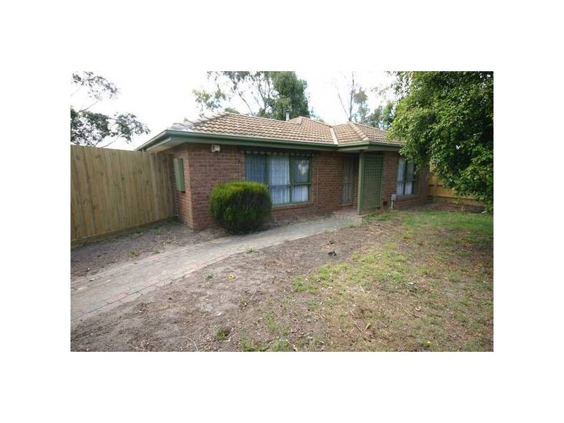 16 Phillip Court, Cranbourne North VIC 3977