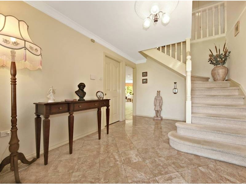 25 Woodburn Place, Glenhaven NSW 2156