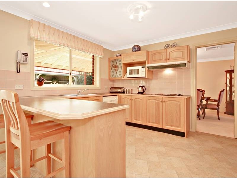 25 Woodburn Place, Glenhaven NSW 2156