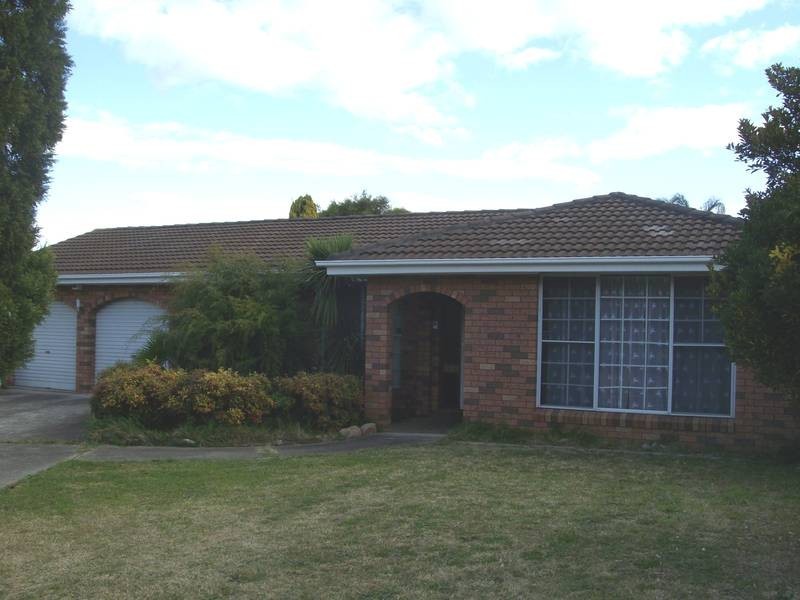 5 Thomas Wilkinson Ave, Dural NSW 2158