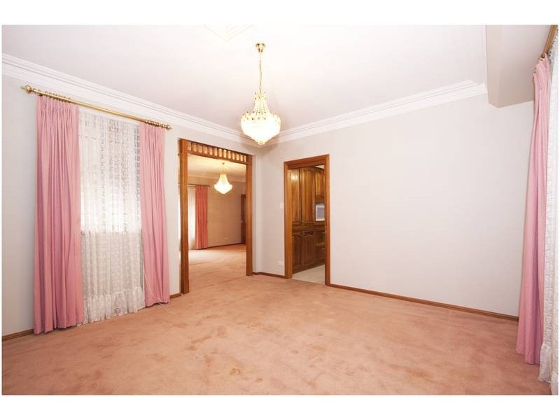 60 Fallon drive, Dural NSW 2158