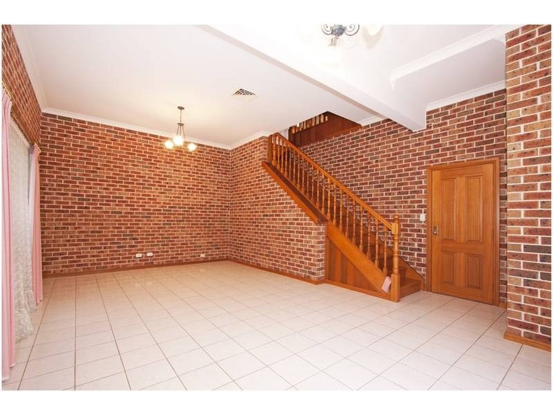 60 Fallon drive, Dural NSW 2158