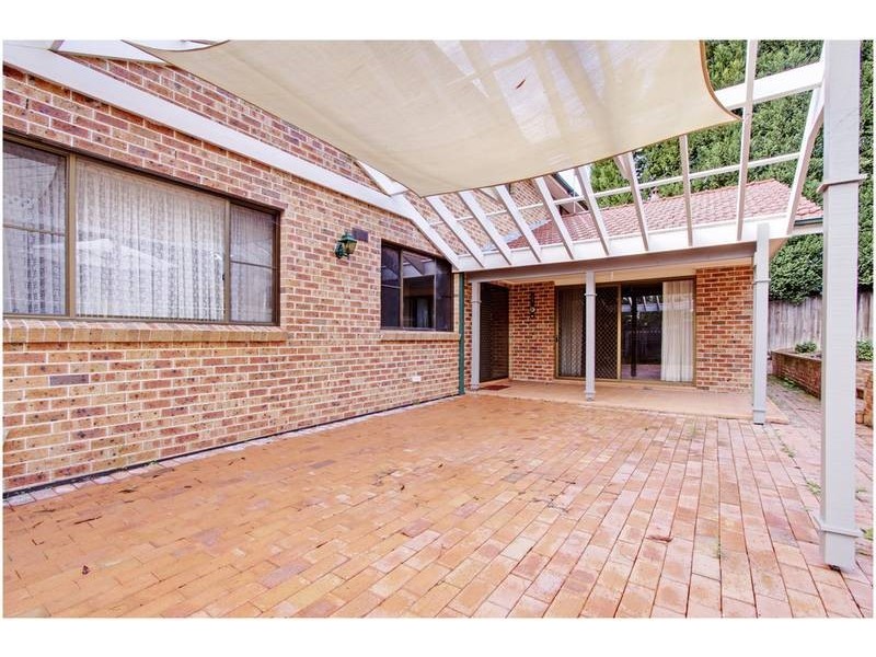60 Fallon drive, Dural NSW 2158