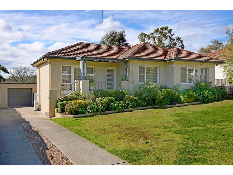 16 Mid Dural Road, Galston NSW 2159