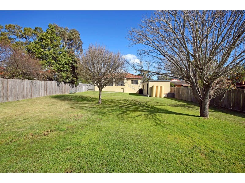 16 Mid Dural Road, Galston NSW 2159