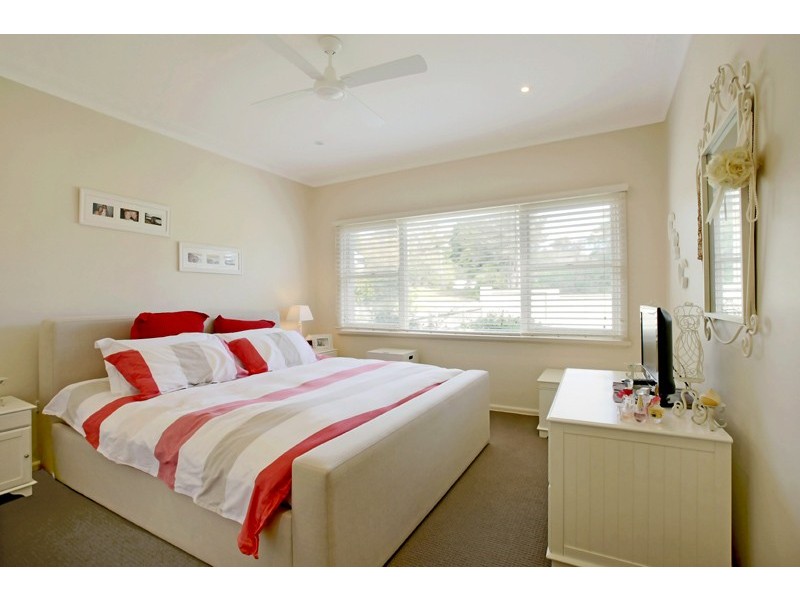 16 Mid Dural Road, Galston NSW 2159