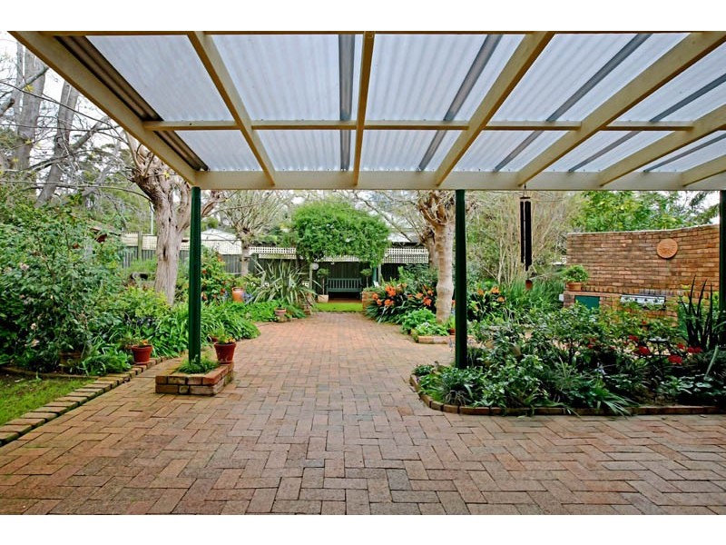 8 Forest Place, Galston NSW 2159