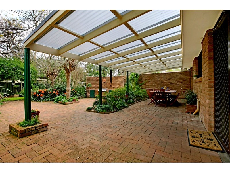 8 Forest Place, Galston NSW 2159