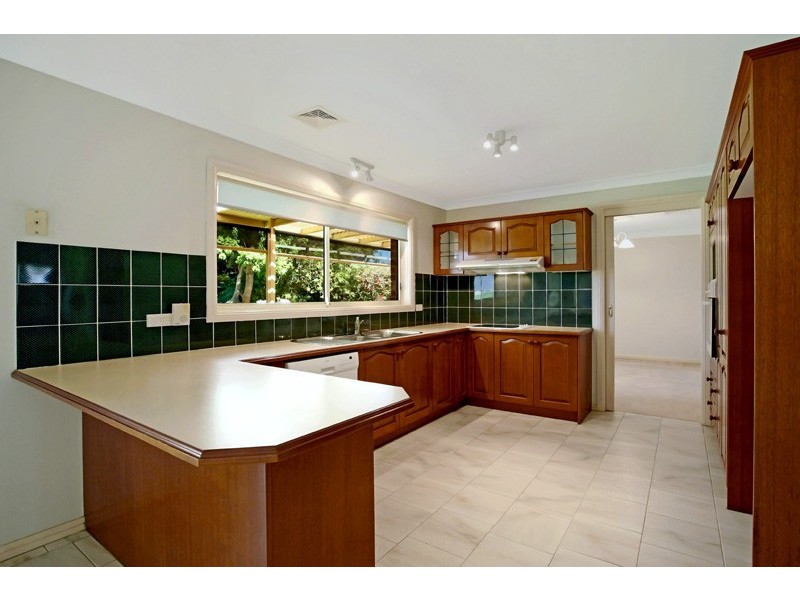 8 Dunkeld Place, Dural NSW 2158