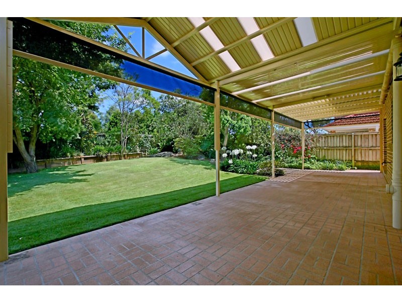 8 Dunkeld Place, Dural NSW 2158