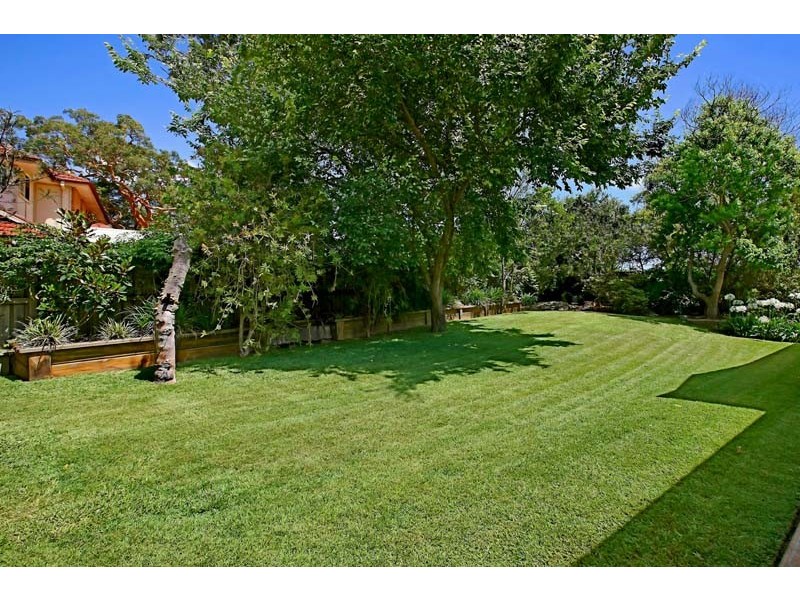 8 Dunkeld Place, Dural NSW 2158