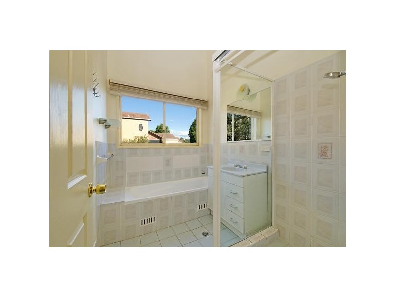 366 Burns Bay Road, Linley Point NSW 2066