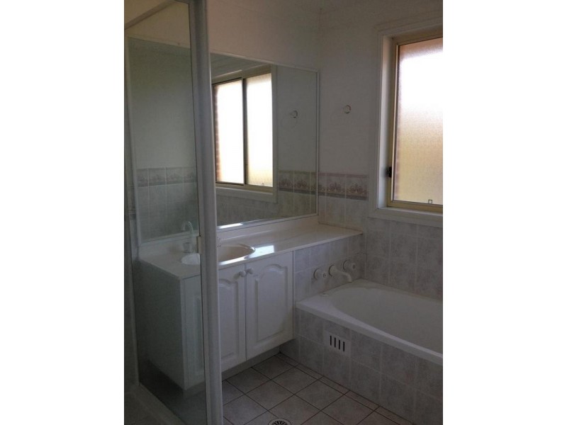 11 Minnamurra Grove, Dural NSW 2158