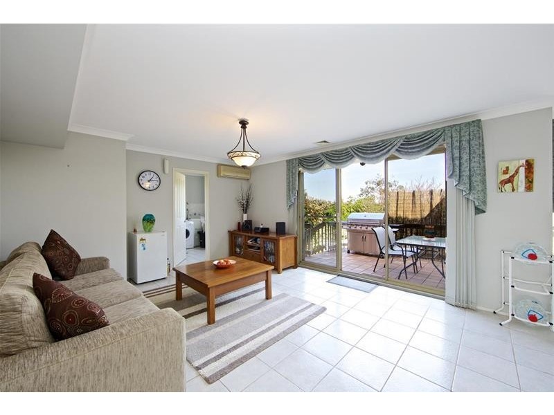 12 Glen Helen Grove, Dural NSW 2158