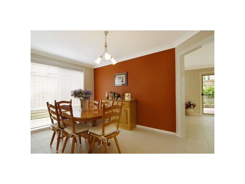 66 Ravensbourne Cct, Dural NSW 2158