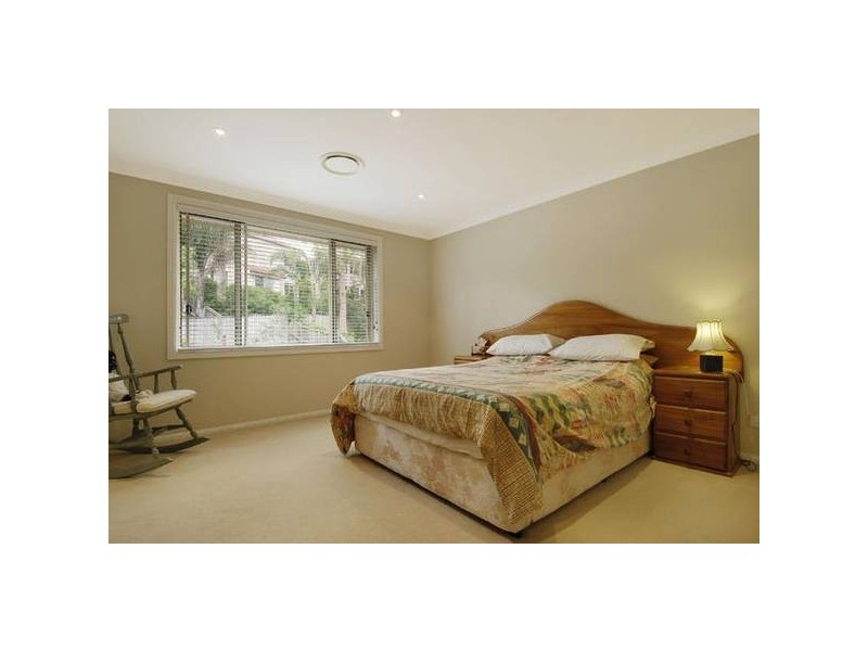 66 Ravensbourne Cct, Dural NSW 2158