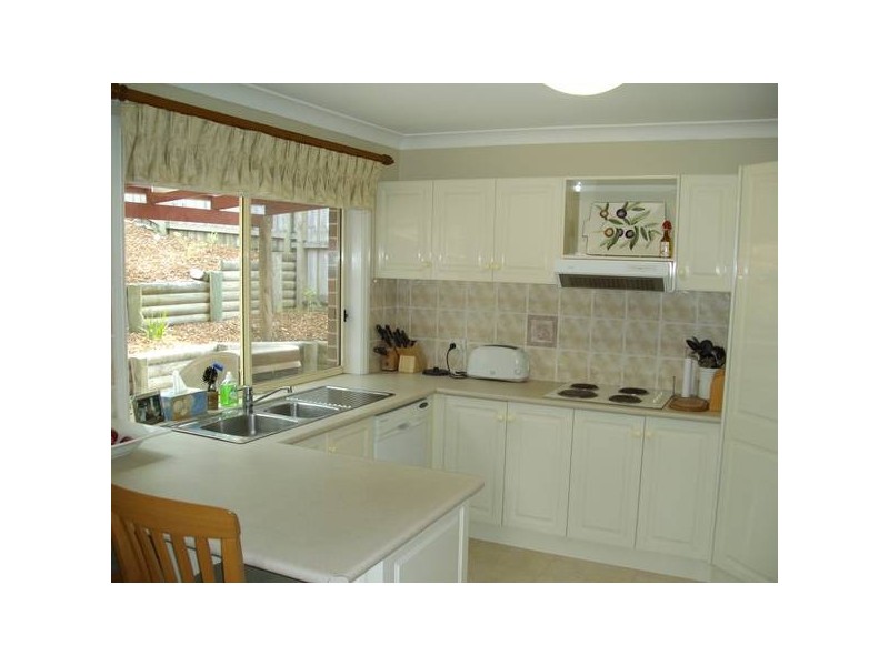 10 Minnamurra Grove, Dural NSW 2158