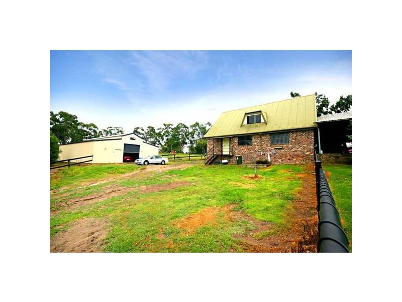1 McClymonts Road, Kenthurst NSW 2156