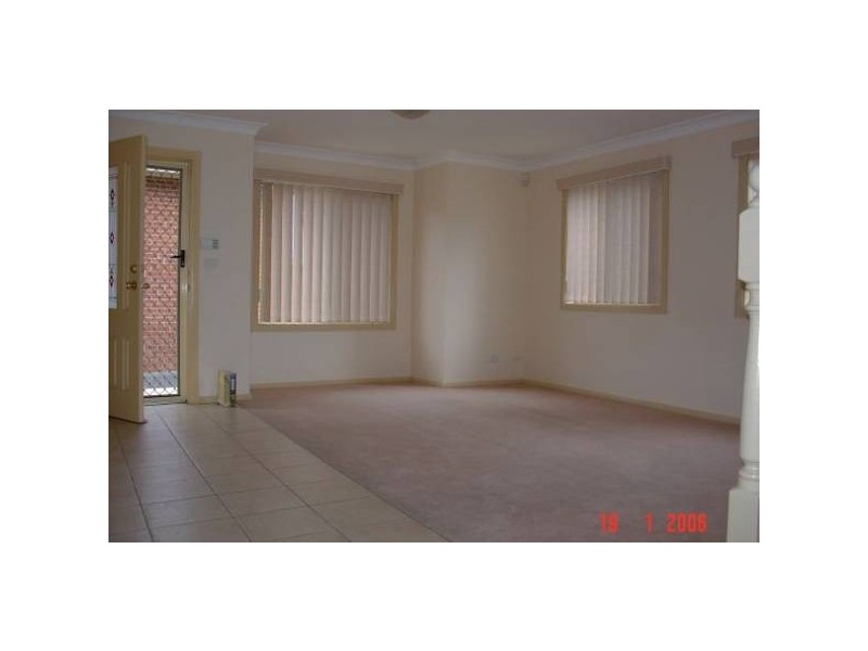 2/21 Dan Cres, Castle Hill NSW 2154