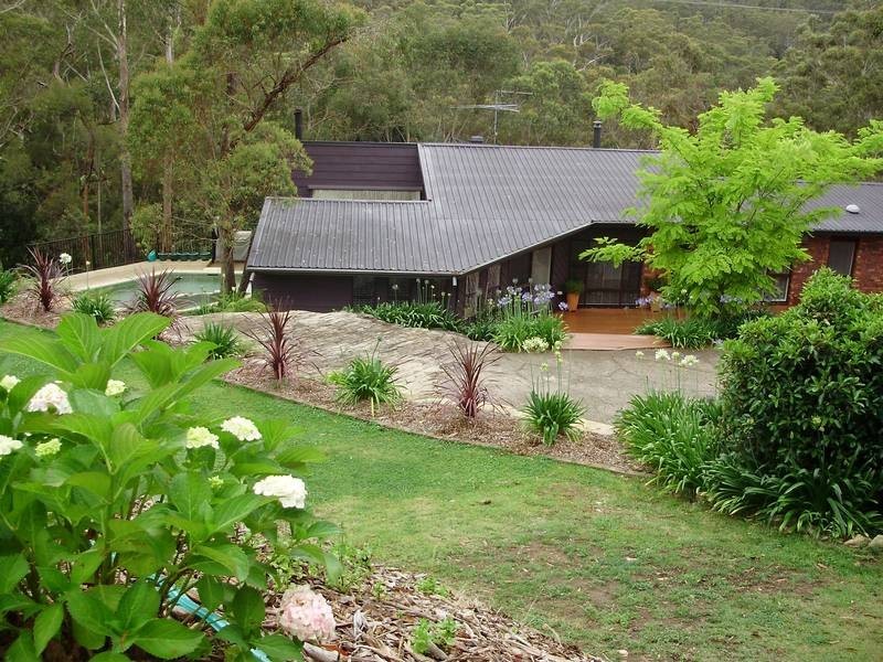 8 Grevillea Place, Kenthurst NSW 2156