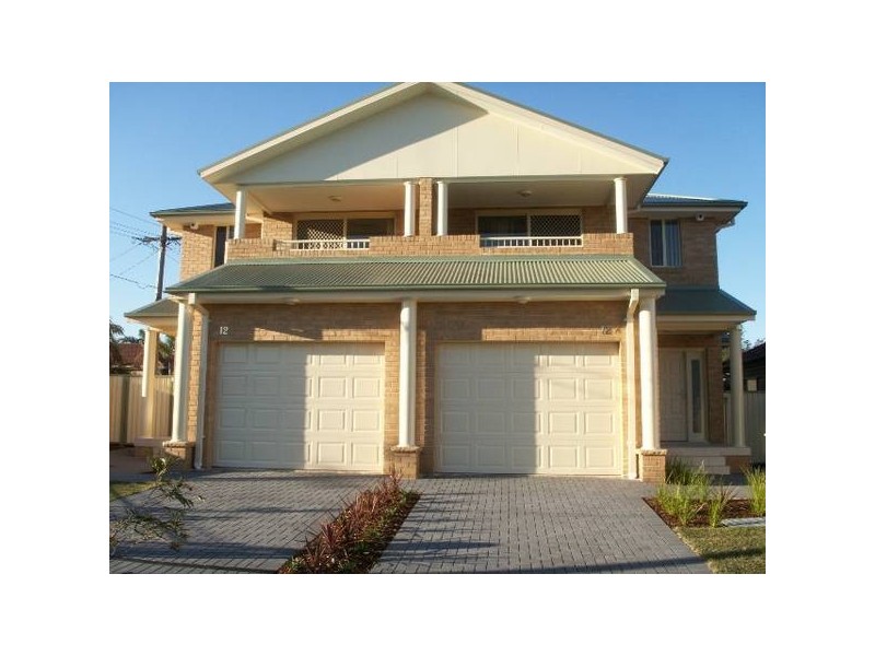 12a Dampier Street, Chifley NSW 2036