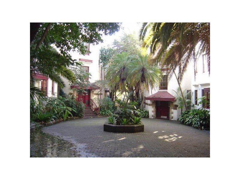 Bayswater Road, Rushcutters Bay NSW 2011