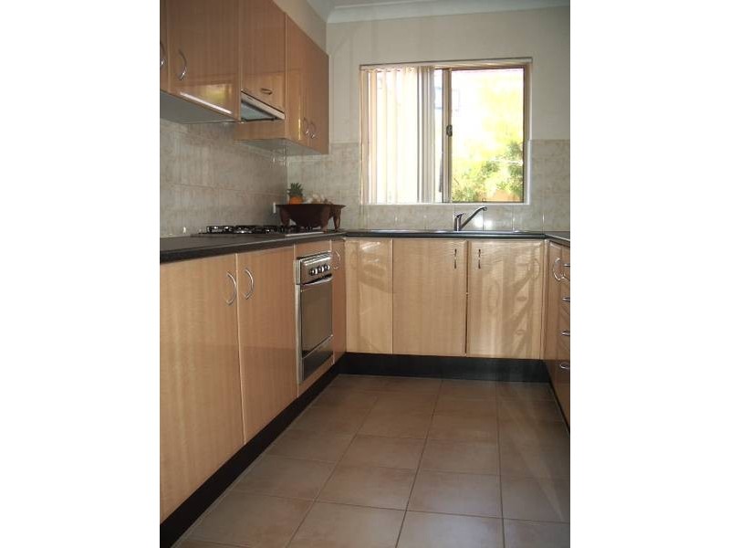 2/66-70 Miles Street, Mascot NSW 2020
