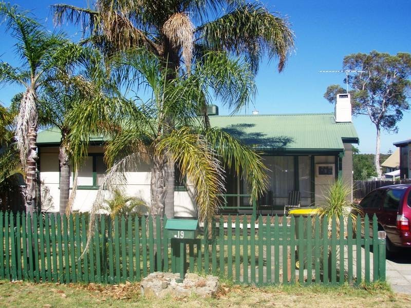 19 Koolgoo Way, Koongamia WA 6056