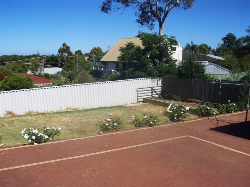 19 Koolgoo Way, Koongamia WA 6056