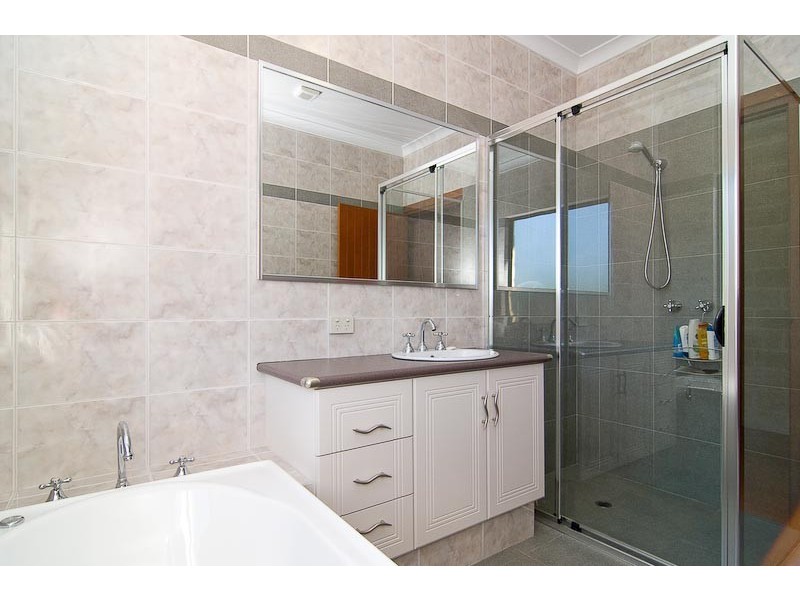 40 Strawberry Hill Drive, Gidgegannup WA 6083