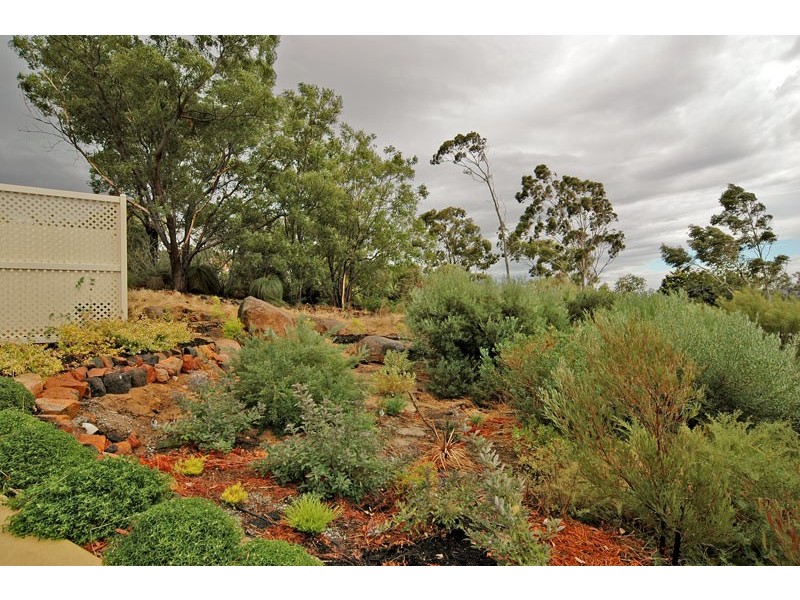 3 Grevillea Crescent, Swan View WA 6056