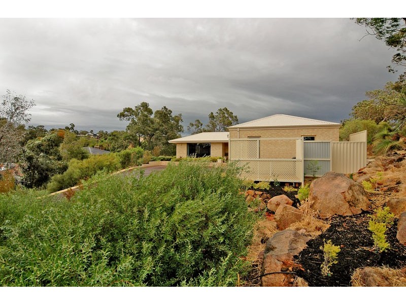 3 Grevillea Crescent, Swan View WA 6056